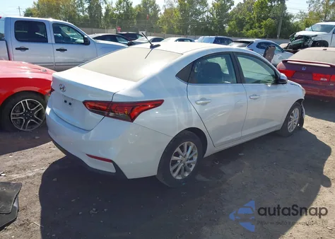 2022 Hyundai Accent Sel z USA, uszkodzony, nr VIN 3KPC24A63NE178694